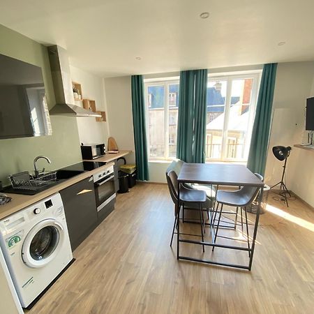Joli Appartement F2 Plein Centre 쿠탕스 외부 사진